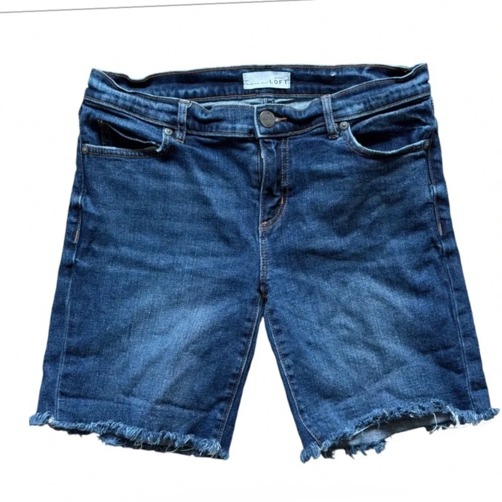 LOFT Denim Shorts Womens 4 27‎ Dark Blue Wash Raw Frayed Hem Bermuda Stretch